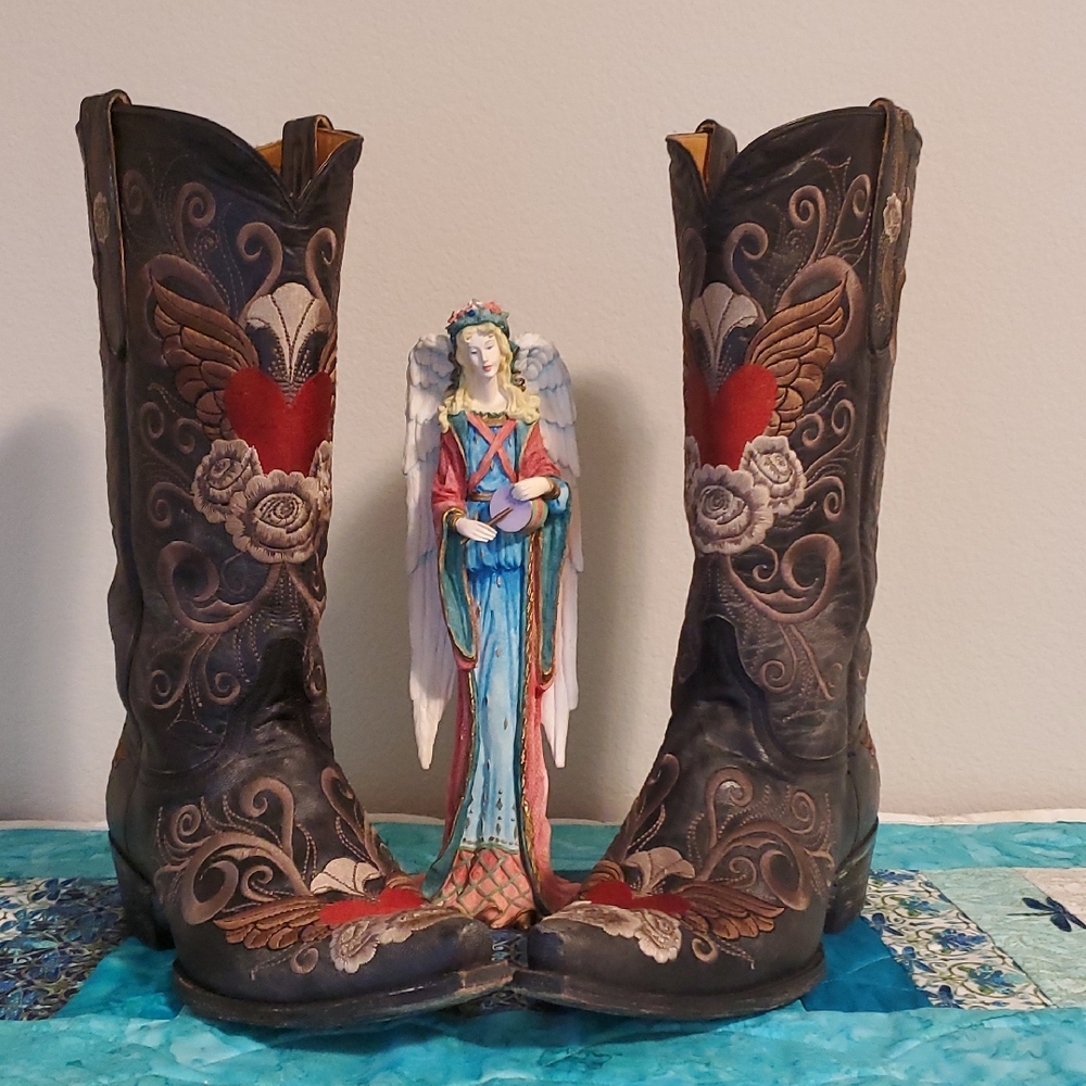 Old Gringo Grace Heart & Wings Black Leather Boots  Embroidery Design Size 9